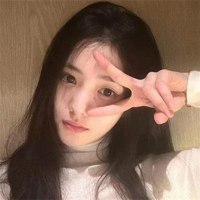 下午一点的她